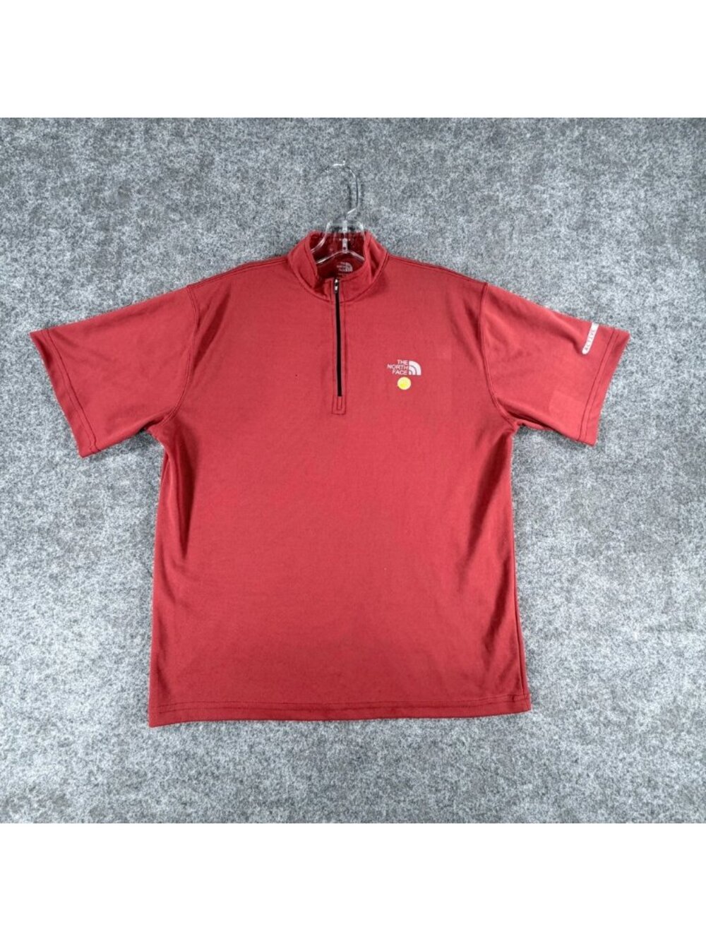 The North Face 1/4-Zip T-Shirt Mens M Red Comfort Active Dry Outdoor Performance